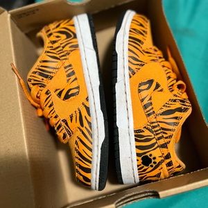 Size 1 Kids Nike Dunks